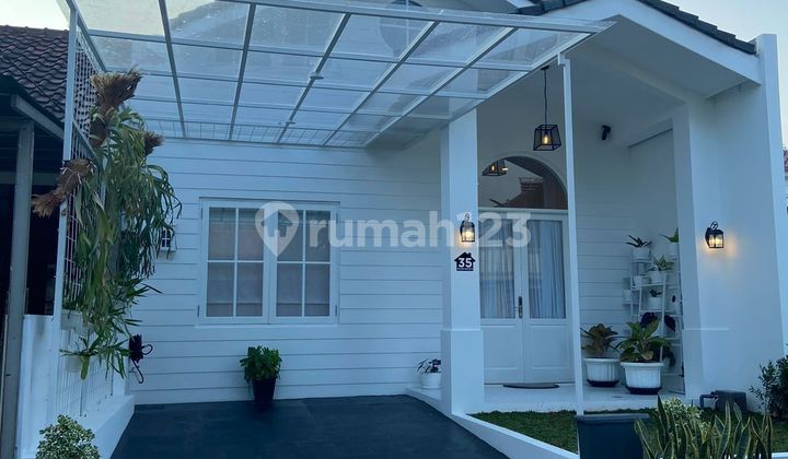 Dijual/Disewa Rumah Mewah Terawat dan Rapi Siap Huni, Taman Beverly Dijual/Disewa Rumah Mewah Terawat dan Rapi Siap Huni, Taman Beverly