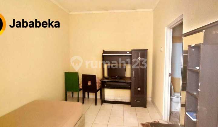 For Sale/Rent: 11-Bedroom Boarding House on 2 Floors, Strategic Jababeka Location