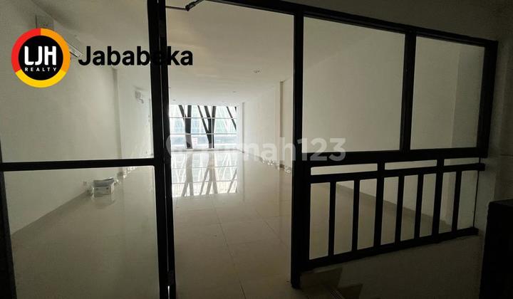 CCC Cifest 3.5-Storey Shophouse for Sale/Rent - Busy & Potential Access 2