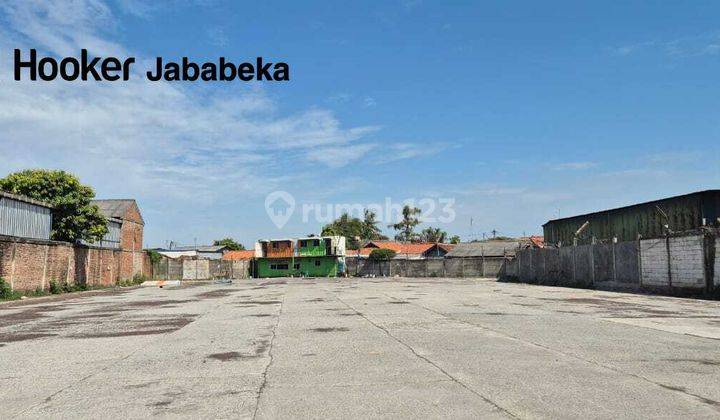 Disewakan Tanah Luas Lokasi Strategis Untuk Parkir Bus Ataupun Truck, Kp Cibeber  1