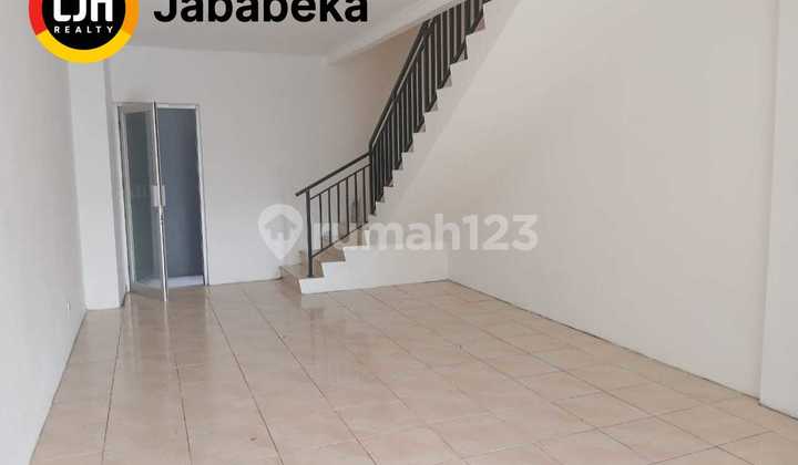 Jual / Sewa Ruko 2 Lantai - Lokasi Strategis & Ramai