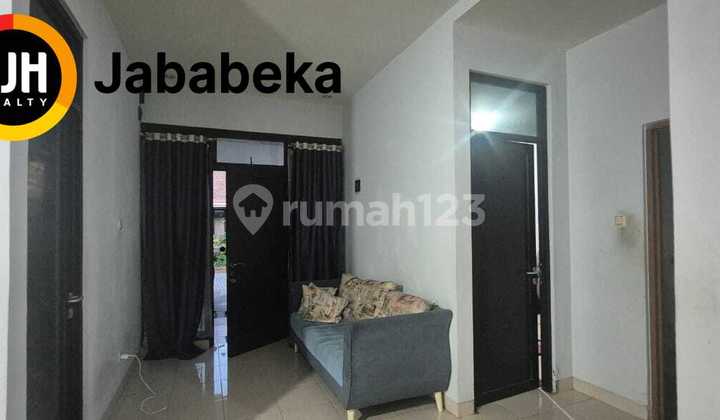 Dijual Rumah Lokasi Nyaman dan Strategis Cluster Simprug Garden Jababeka