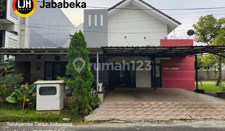 Ready-to-Occupy House in Resinda Cluster Karawang - Strategic & Comfortable