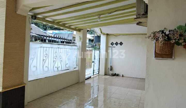 Selling a Well-Maintained House in Cikarang Baru Jababeka - Bonus Furniture, Already Has SHM (Certificate of Ownership)