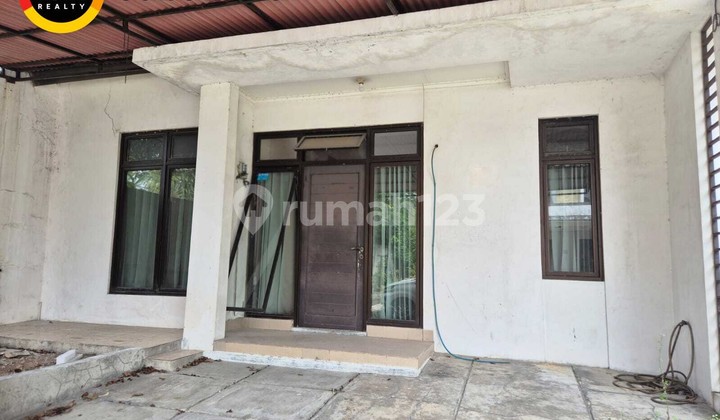 For Sale/Lease: Strategic House in Simprug Garden Cluster - Comfortable, Easy Access & Scenic Environment