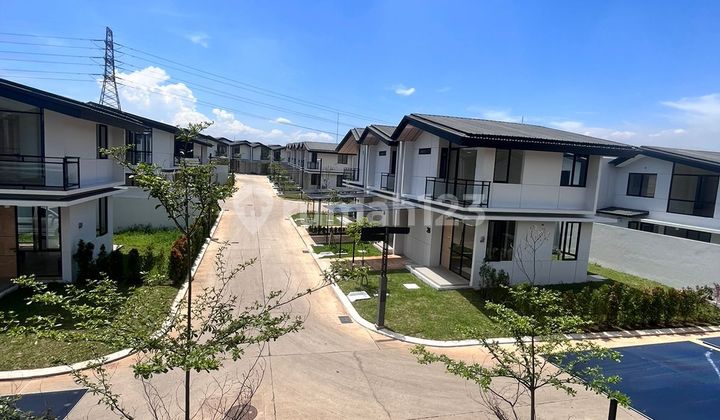 Jual Rumah 2 lantai lokasi strategis dan Nyaman Cluster Uptown 