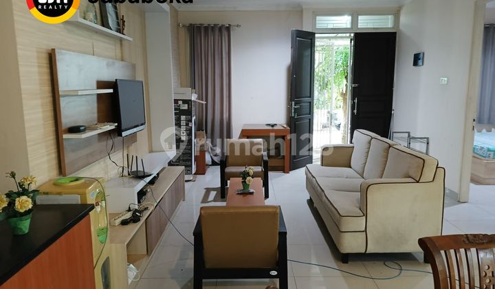 Dijual Rumah lokasi Strategis dan Asri cluster Greenwood Lippo Cikarang Dijual Rumah lokasi Strategis dan Asri cluster Greenwood Lippo Cikarang