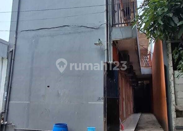 Al Kos-Kosan 11 Pintu Dekat Kawasan Industri Jababeka - Lokasi Strategis & Ramai Pekerja