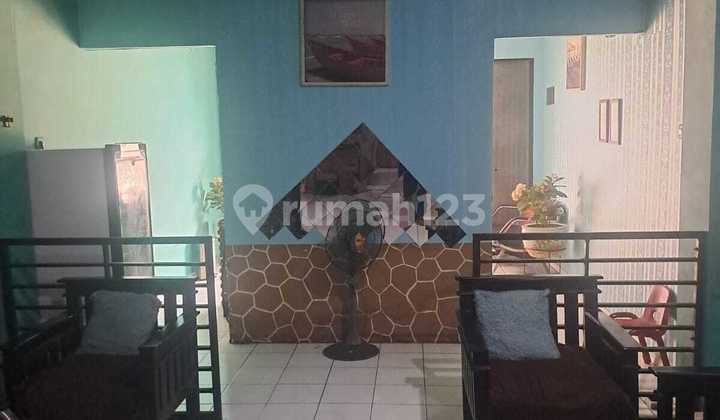 4-Storey Ready-to-Use Shop House on Jl Proklamasi Depok - Busy Access 2