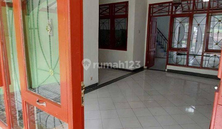 Disewakan Rumah Lokasi Strategis dan Nyaman Cluster Tropikana Residence Jababeka 1