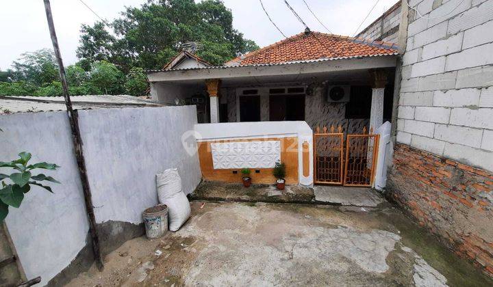 Dijual Rumah Lokasi Pinggir Jalan Raya, Cikarang Utara 1