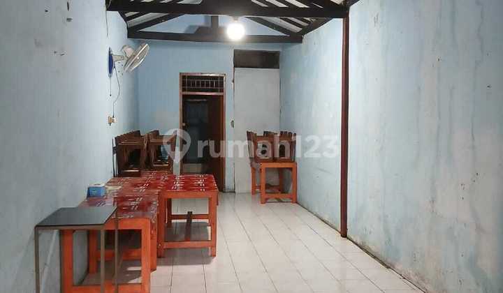 Rumah Dekat Jalan Raya Adiarsa Karawang Timur - Cocok untuk Hunian atau Usaha! 2