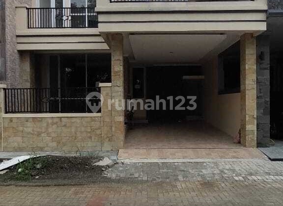 Dijual Rumah Cantik di Green Morin Bukit Cimanggu City Bogor  - Lingkungan Nyaman & Aman