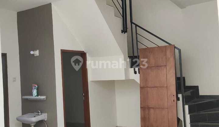 Sewa Rumah Luas Meadow Green | Lokasi Nyaman & Strategis Cocok untuk Keluarga