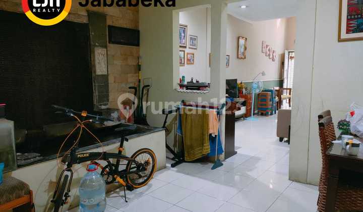 For Sale: House in Lembah Hijau Lippo Cikarang, a Beautiful & Comfortable Environment! 2