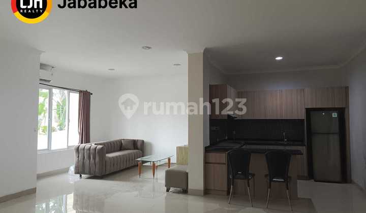 Disewakan Rumah 2 Lantai siap Huni, Taman Dago 