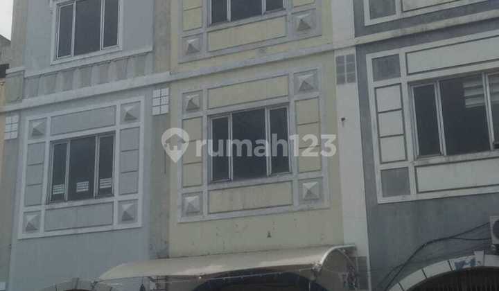 Dijual Ruko 3 lantai lokasi ramai di tengah kota jababeka 