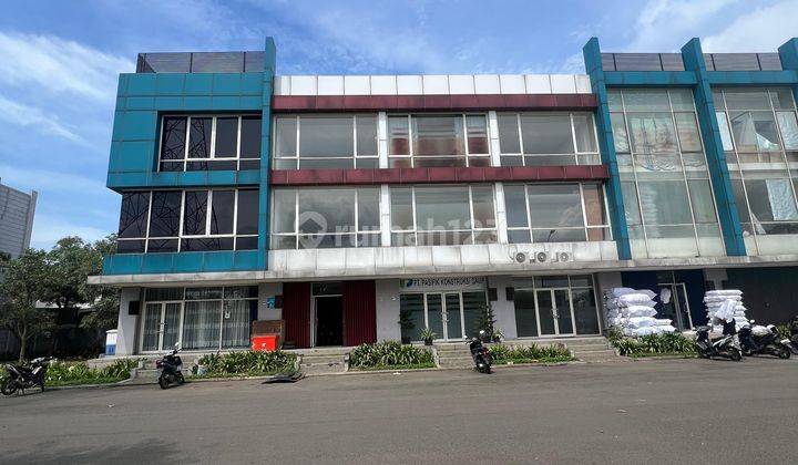 Ruko Terrace 3Lt Bagus Siap Pakai Strategis di Suvarna Sutera Tangerang 1