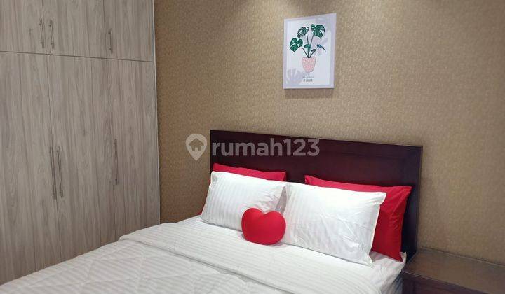 Sewa Apartement The Grove Tower The Empyreal 2 BR Furnished Bagus 1