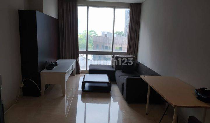 Sewa Apartement The Grove Tower The Empyreal 2 Br, Furnished 1