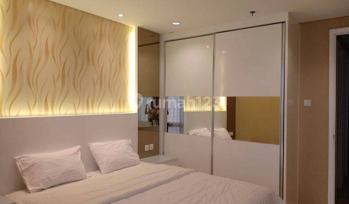 Sewa Apartement The Grove Tower The Empyreal 2 BR Furnished View City And Pool 2