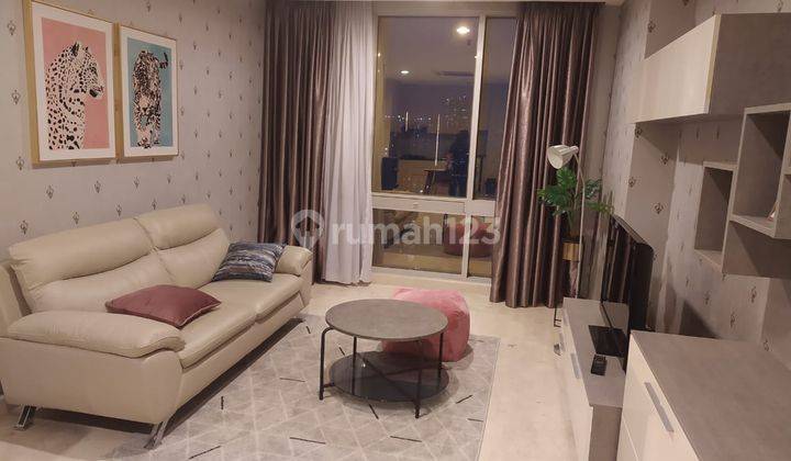 Sewa Apartement The Grove Tower The Empyreal 2 BR Furnished Bagus 1