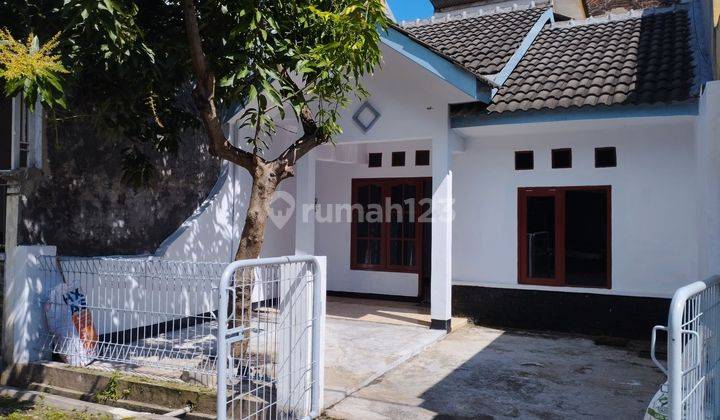 Rumah Minimalis 2 Lantai Di Sidoarjo Sertifikat Hak Milik 1