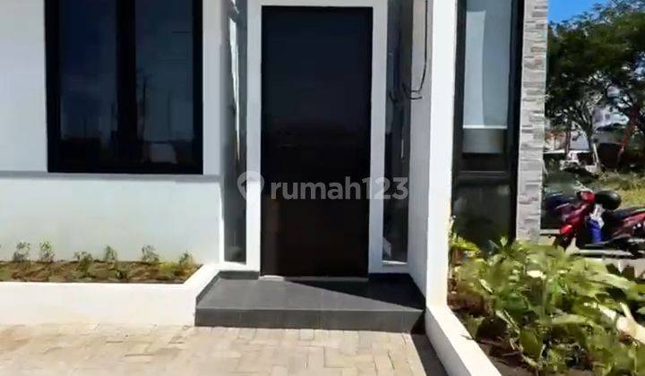 Rumah Ekslusif Strategis Cocok Untuk Pasangan Muda 1