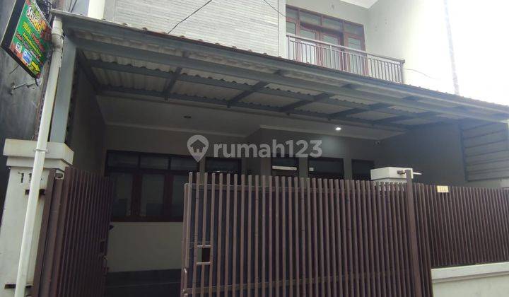 Dijual Rumah 3 Lantai Masuk Mobil di Kota Sayap Kalipah Apo  2