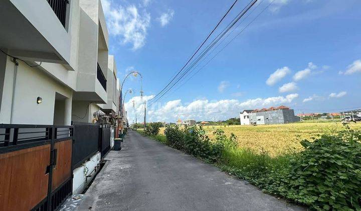 Dijual Rumah Lt 2 Dekat Tol View Tepi Sawah  1