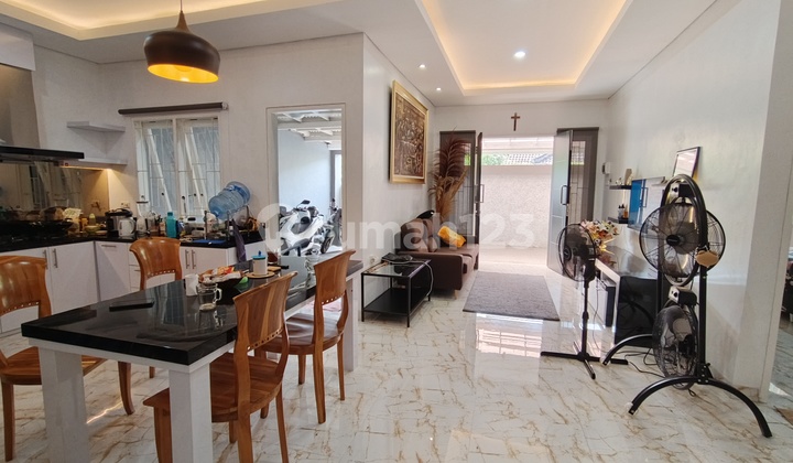 Rumah Cantik Siap Huni - Taman Mulia, Jimbaran Lokasi Strategis, Lingkungan Nyaman, dan Kondisi Rumah Sangat Terawat! Cocok untuk Keluarga Maupun Investasi.jualsewa Rumahjalan Cempaka Jimbaran Badung - Badung