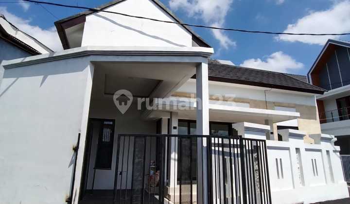 New 1-Story House – Mahendradata Housing, West Denpasar
For Sale
Mahendradata Street - Denpasar New 1-Story House – Mahendradata Housing, West Denpasar
For Sale
Mahendradata Street - Denpasar