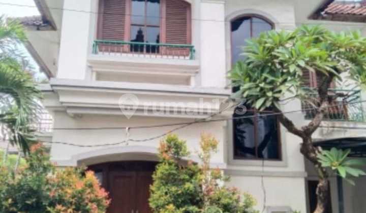 For Rent - Luxury Semi-Villa House in Renon, Denpasar. Prestigious Location on Jalan Jayagiri, Just a Step Away from Bajra Sandi Square, City Center & Denpasar Government Center. Comfortable, Secure, and Villa-Style Living—Perfect for Expatriates, Families, For Rent - Luxury Semi-Villa House in Renon, Denpasar. Prestigious Location on Jalan Jayagiri, Just a Step Away from Bajra Sandi Square, City Center & Denpasar Government Center. Comfortable, Secure, and Villa-Style Living—Perfect for Expatriates, Families,