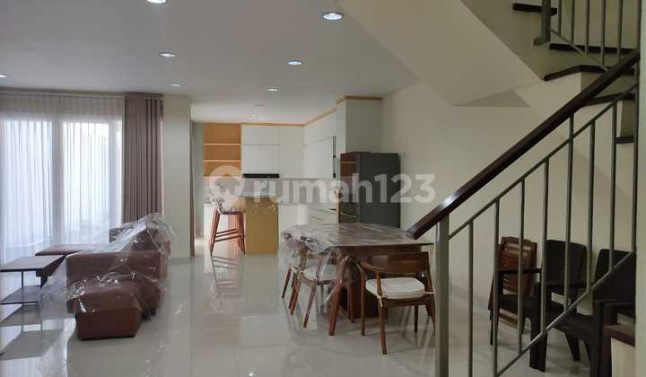 Disewakan Rumah Mewah di Kompleks Harvestland - By Pass Ngurah Rai, Kuta Badung Balisewa Rumahjalan By Pass Ngurah Rai Kuta Badung Bali - Badung