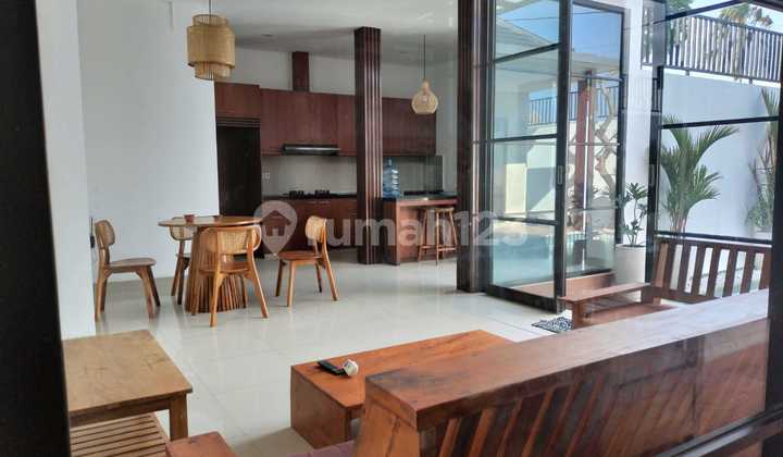 Villa Nyaman Dengan Kolam Renang - Siap Huni & Full Furnished Di Kerobokan Kelod Badungsewa Villajalan Kedampang Kerobokan Kelod Badung - Badung Villa Nyaman Dengan Kolam Renang - Siap Huni & Full Furnished Di Kerobokan Kelod Badungsewa Villajalan Kedampang Kerobokan Kelod Badung - Badung
