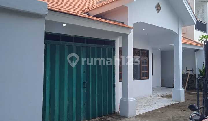 Rumah 3 Kamar - Lokasi Tenang & Strategisbanjar Semer, Kerobokan Kelod - Kuta Utara Badung