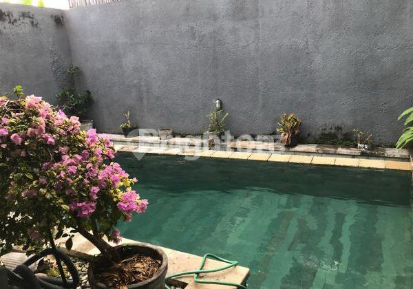 House for Rent Strategically Located on Jalan Tukad BalianHouse for RentJalan Tukad Balian - Denpasar House for Rent Strategically Located on Jalan Tukad BalianHouse for RentJalan Tukad Balian - Denpasar