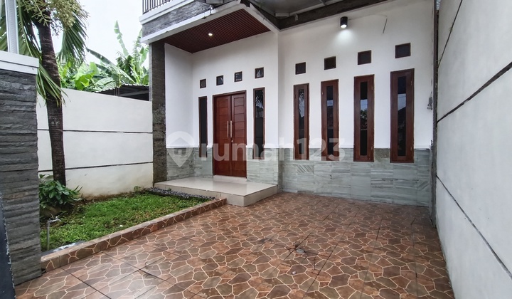 2-Story House Ready to Occupy in City Center - Mahendradatta, Denpasar, House for Rent, Mahendradatta Street, Denpasar - Denpasar 2-Story House Ready to Occupy in City Center - Mahendradatta, Denpasar, House for Rent, Mahendradatta Street, Denpasar - Denpasar