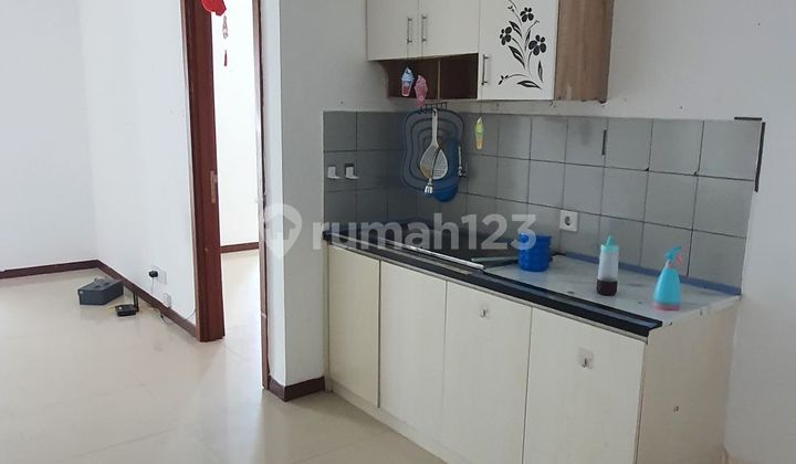 FOR RENT 2 BEDROOM EMPTY CONDOSEA VIEW. 2