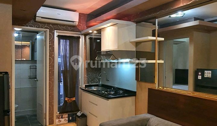 For Rent: 2-Bedroom Apartment, Furnished, Nice and Cool.