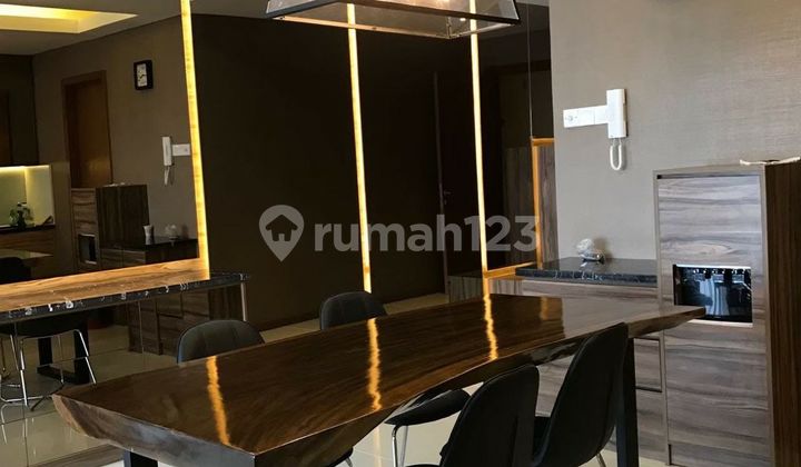 FOR RENT 3 BEDROOM FULLY FURNISHED CONDO. NICE AND COMFY, FACILITIES NEAR MALL AND AIRPORT. 2