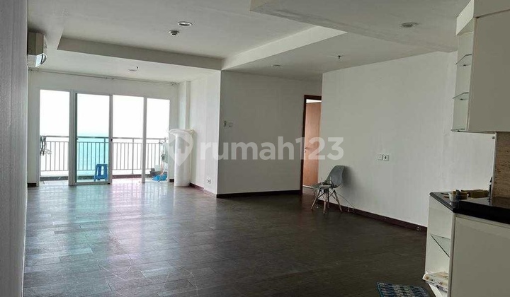 Disewa Condominium 3 Kamar Unfurnish.