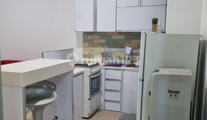 Disewa Apartemen 3 Kamar Furnish.