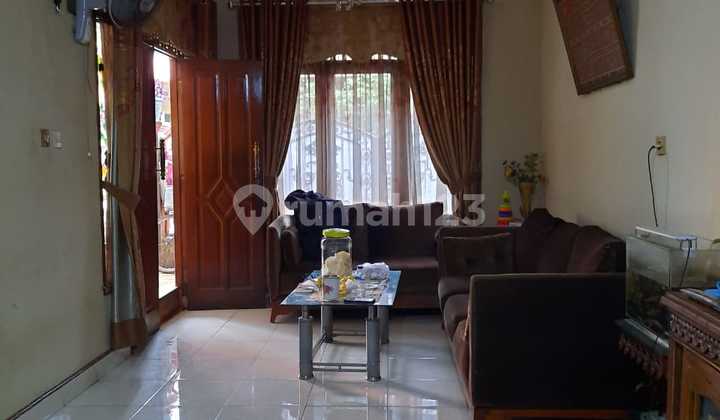 Strategic 2-Story SHM Near Toll Road 2