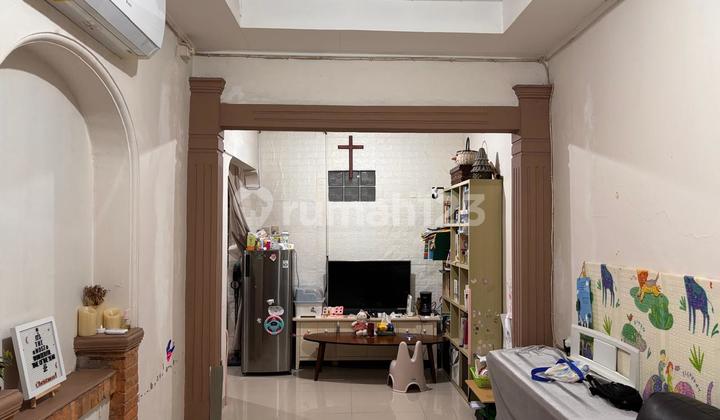 RUMAH MINIMALIS SIAP HUNI DEKAT HARAPAN  INDAH 2