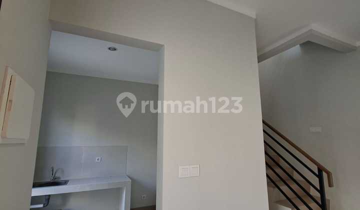 SUMMARECON CROWN GADING 66th floor, 63m² building area, 2 bedrooms, near HARAPAN INDAH. 2