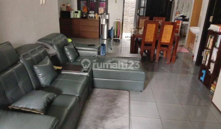 RUMAH HOEK MURAH DAN NYAMAN DI BEKASI TIMUR 1