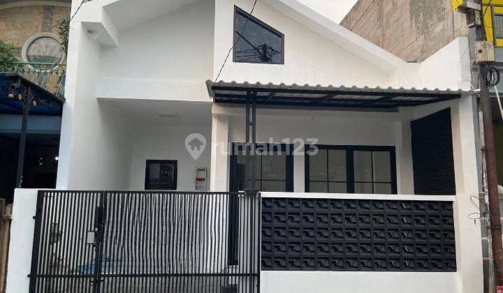 RUMAH BARU 2 LANTAI DEKAT PAKUWON MALL BEKASI 1