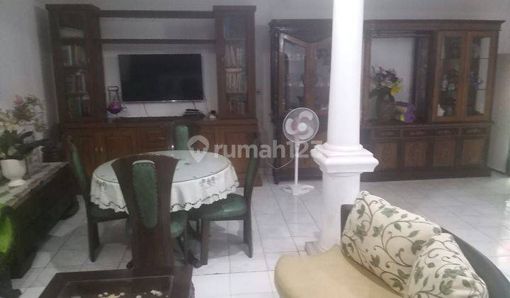 Rumah Minimalis Modern Jakarta Timur 2 Lantai  2