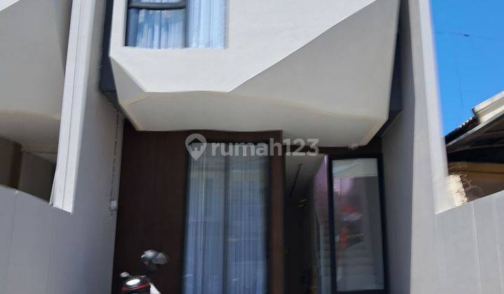 Rumah 2 Lantai, Baru, Shm, Dekat Mall, Utara 1